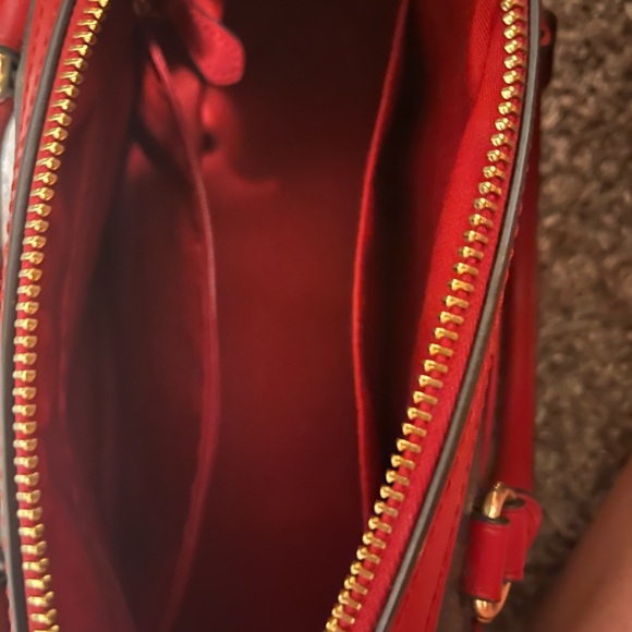 NWOT COACH RED ROWAN WITH STRAP in perfect condition with strap - Picture 8 of 10